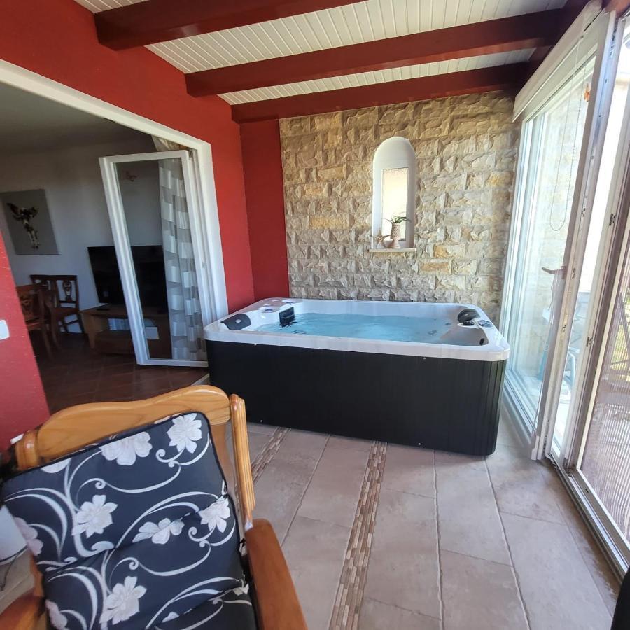 Haus Sunshine Villa Novigrad  Bagian luar foto