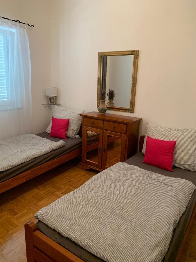 Haus Sunshine Villa Novigrad  Bagian luar foto