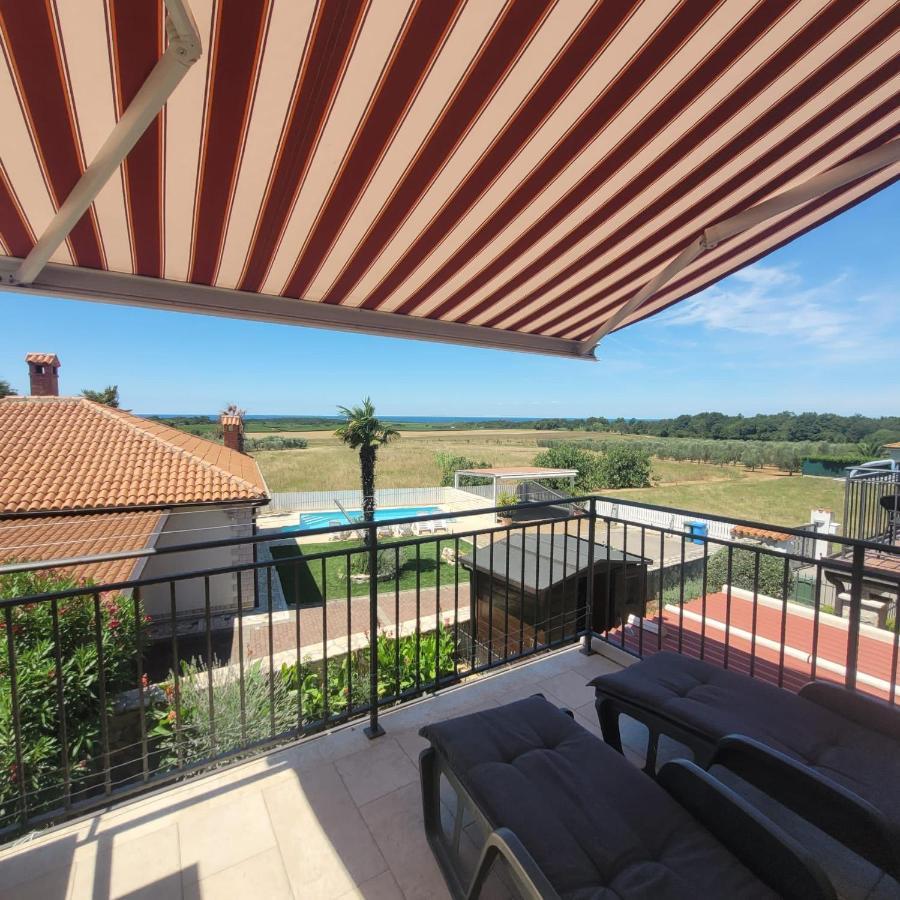 Haus Sunshine Villa Novigrad  Bagian luar foto