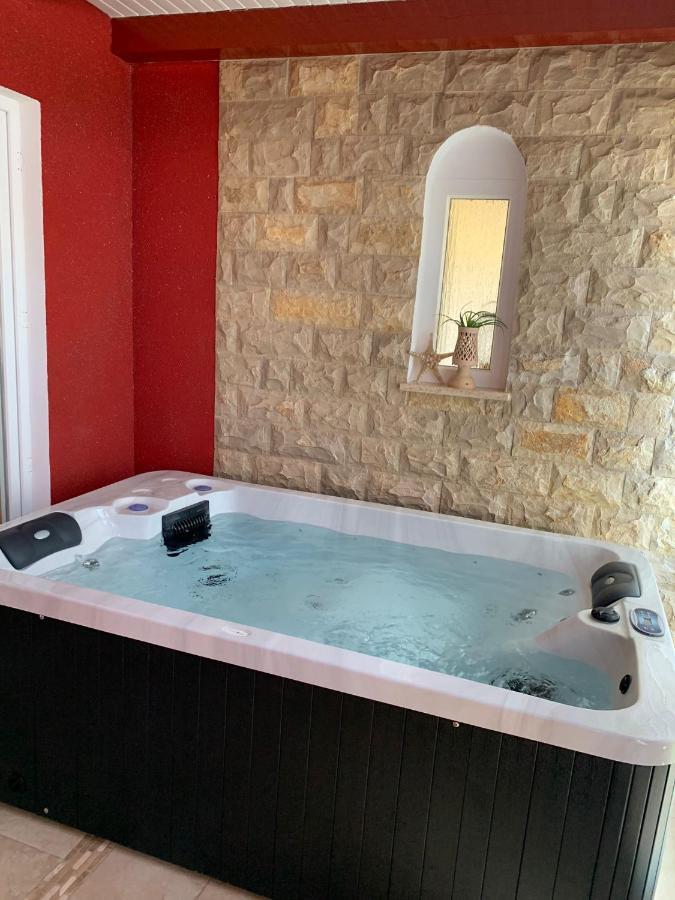 Haus Sunshine Villa Novigrad  Bagian luar foto