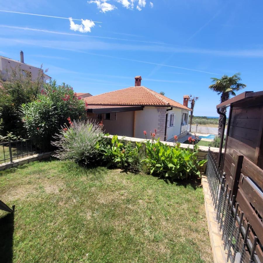 Haus Sunshine Villa Novigrad  Bagian luar foto